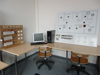 Laboratorium Inteligentnych Instalacji Elektrycznych - stanowisko dydaktyczne