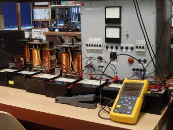 Laboratorium Energoelektroniki i Przekształtników Statycznych - stanowisko dydaktyczne